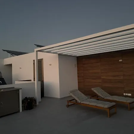 Brandnew Rooftop Flat Near Mall * Lárnaca